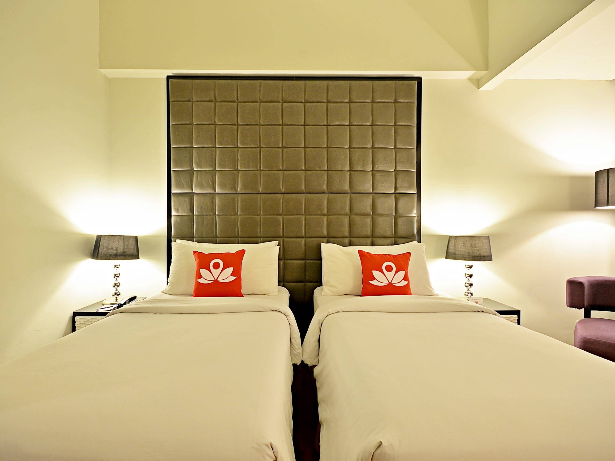 ZEN Rooms Mampang Tendean