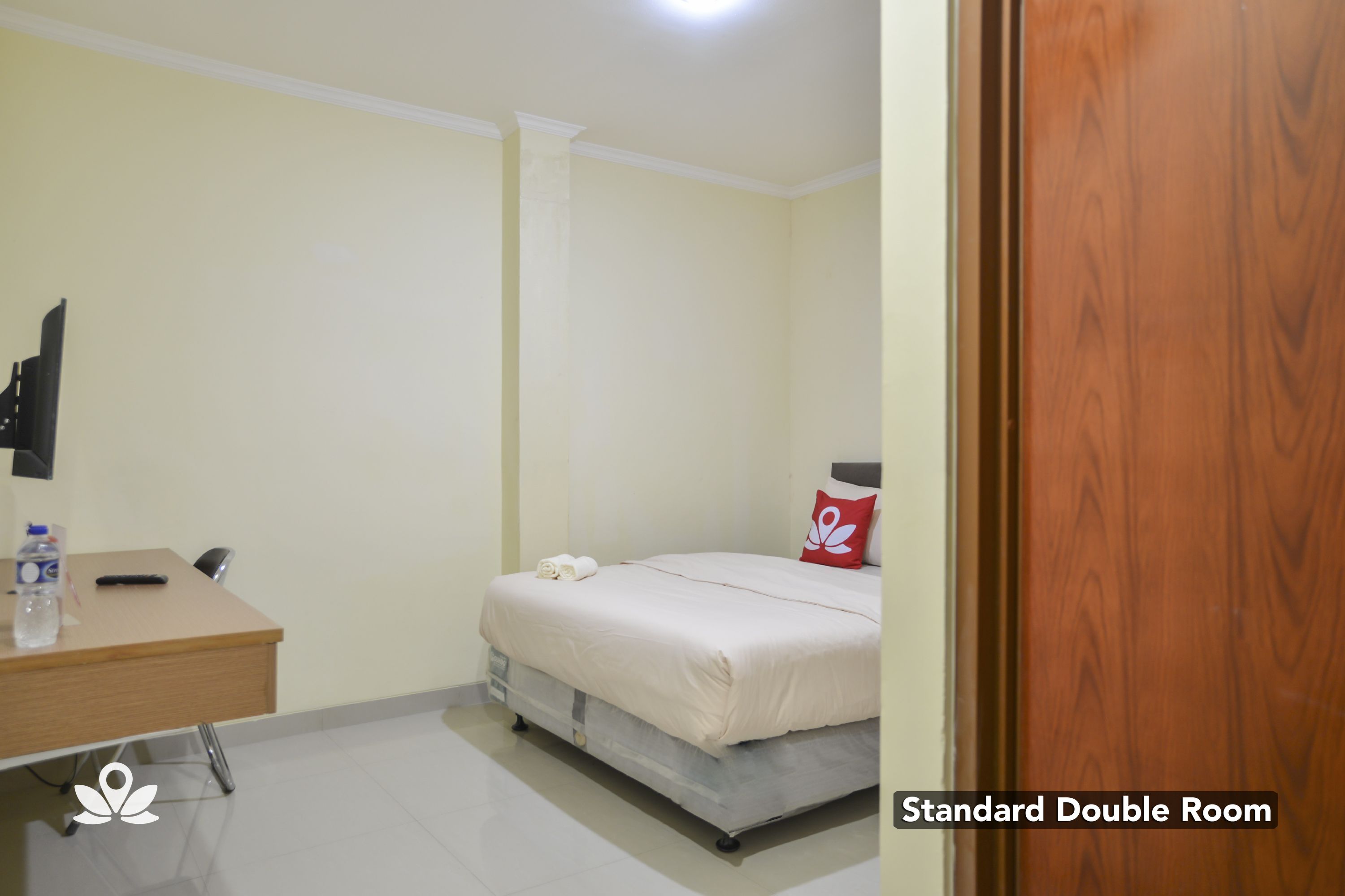 ZEN Rooms Near ITC Roxy Mas