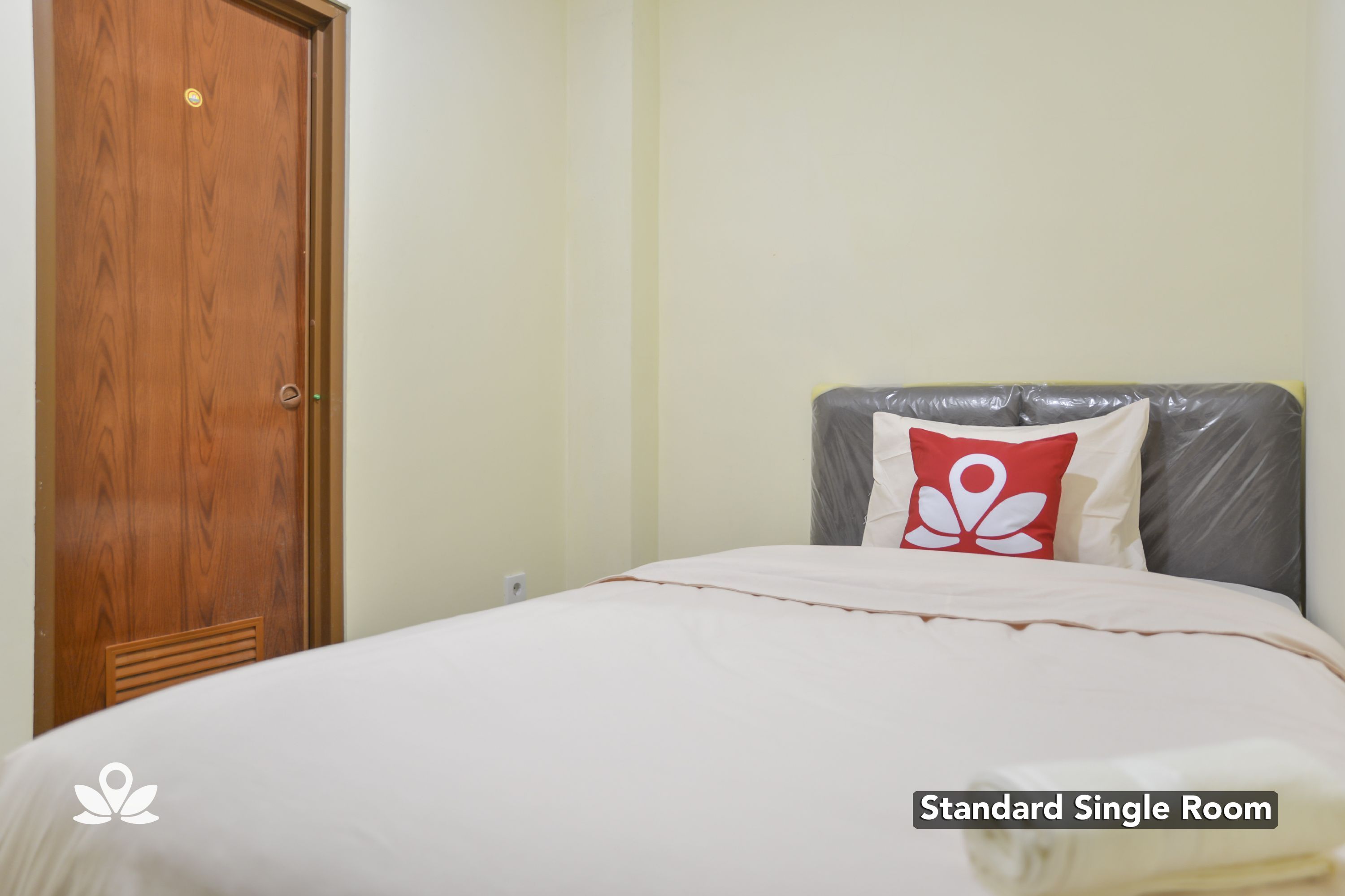 ZEN Rooms Near ITC Roxy Mas