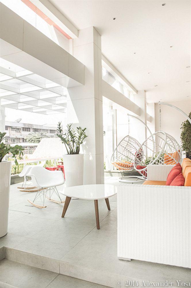 Zuri Express Mangga Dua