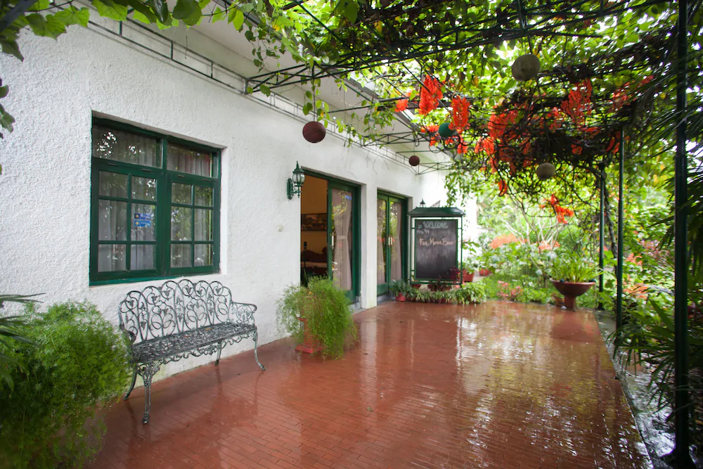 RedDoorz Plus Near Kalibaru Station
