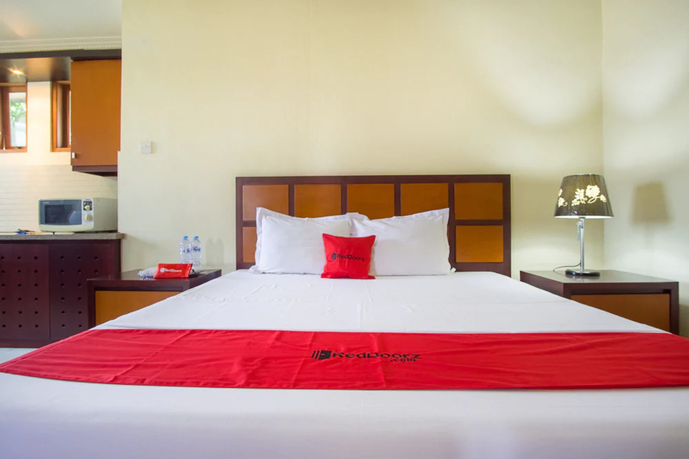 Jasmine Kayla Guest House by RedDoorz