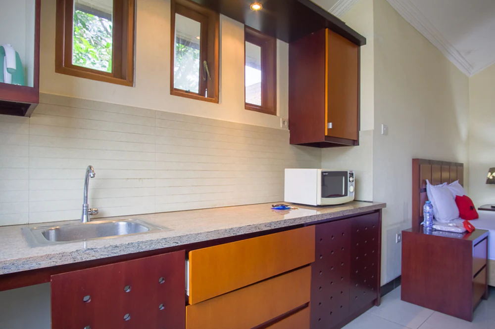 Jasmine Kayla Guest House by RedDoorz