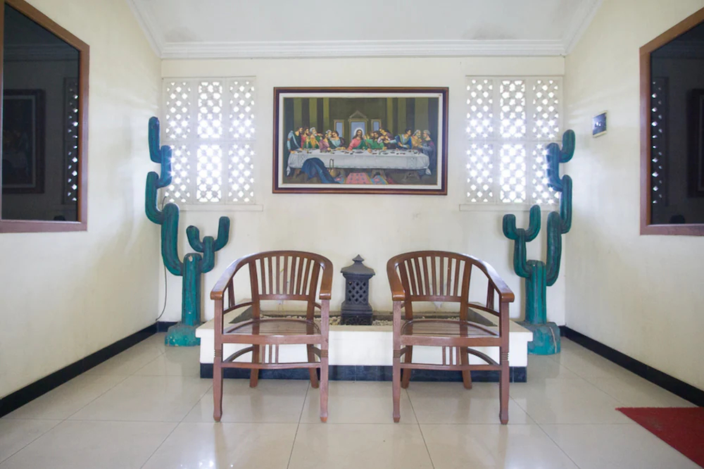 Jasmine Kayla Guest House by RedDoorz