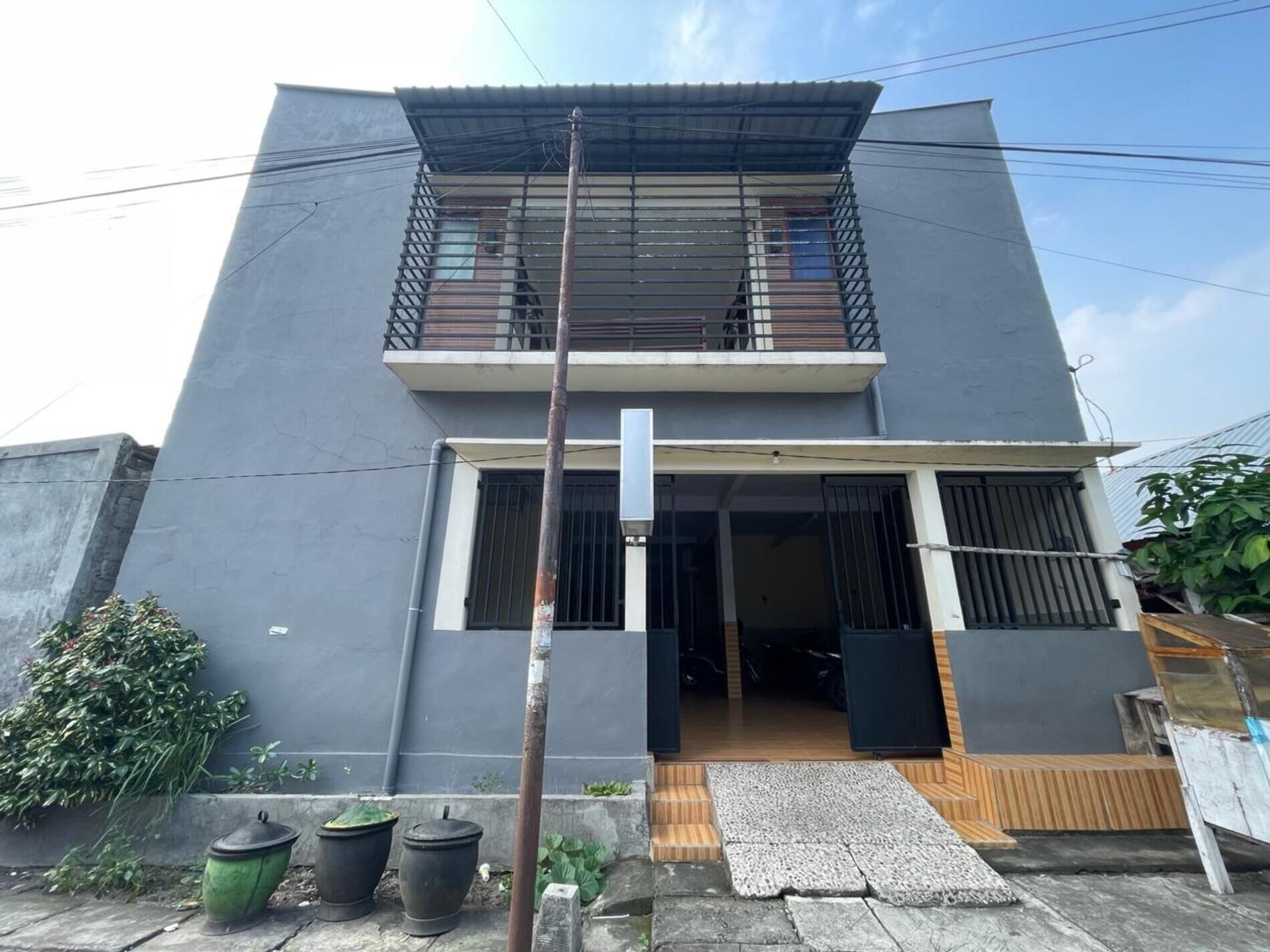 Spot On 93966 Dhiya Guest House Syariah