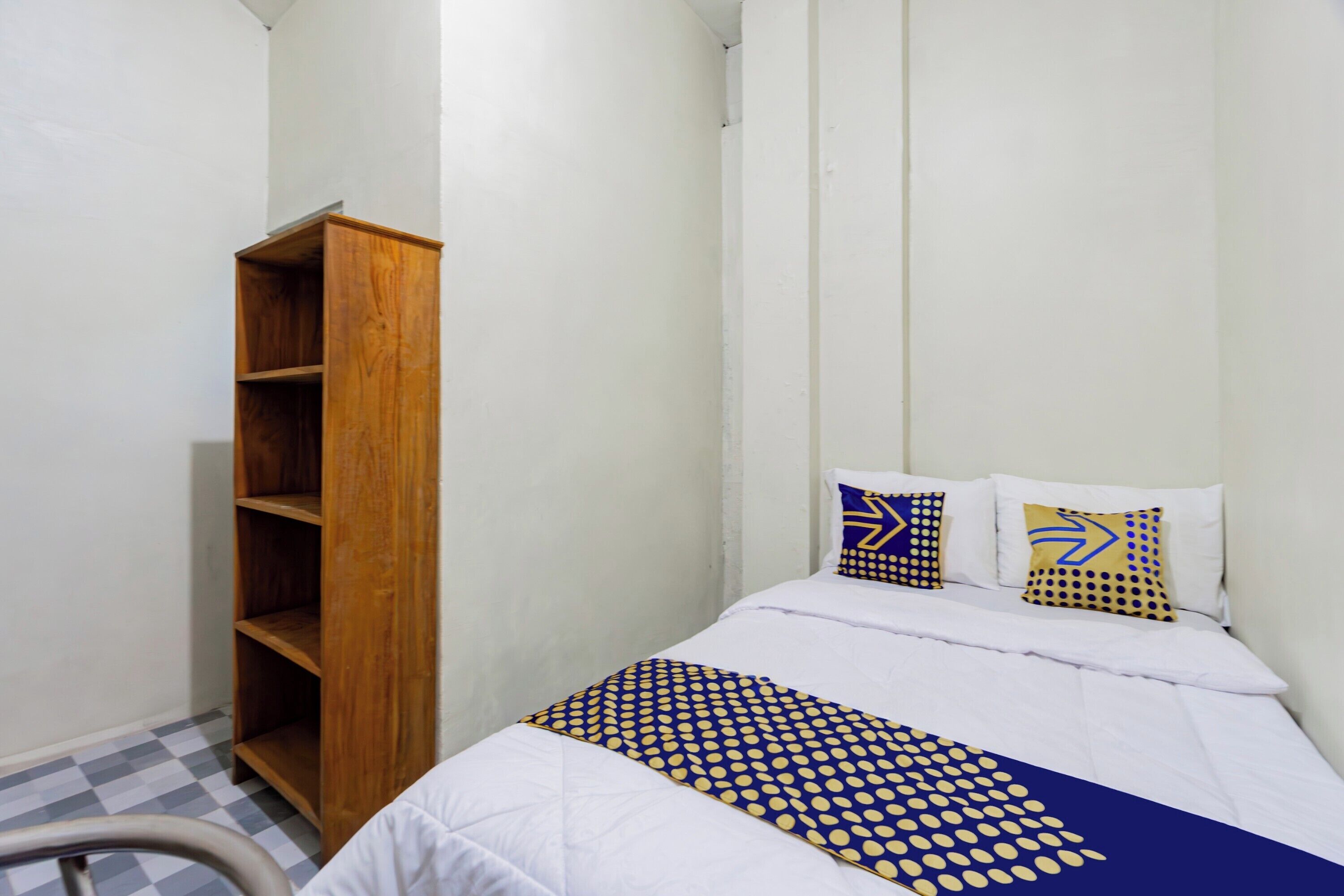 Spot On 93967 Hasna Guest House Syariah