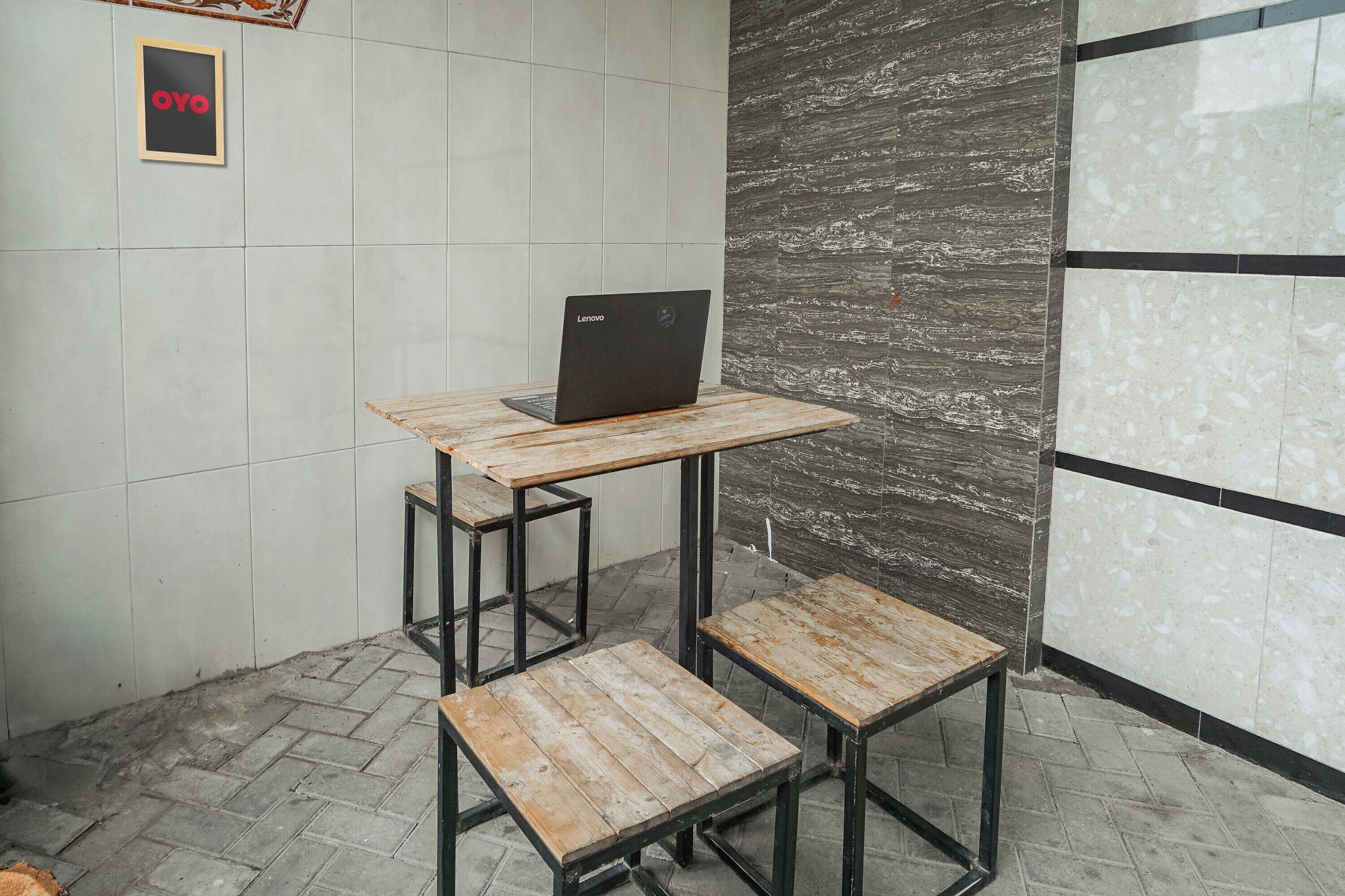 Spot On 93967 Hasna Guest House Syariah