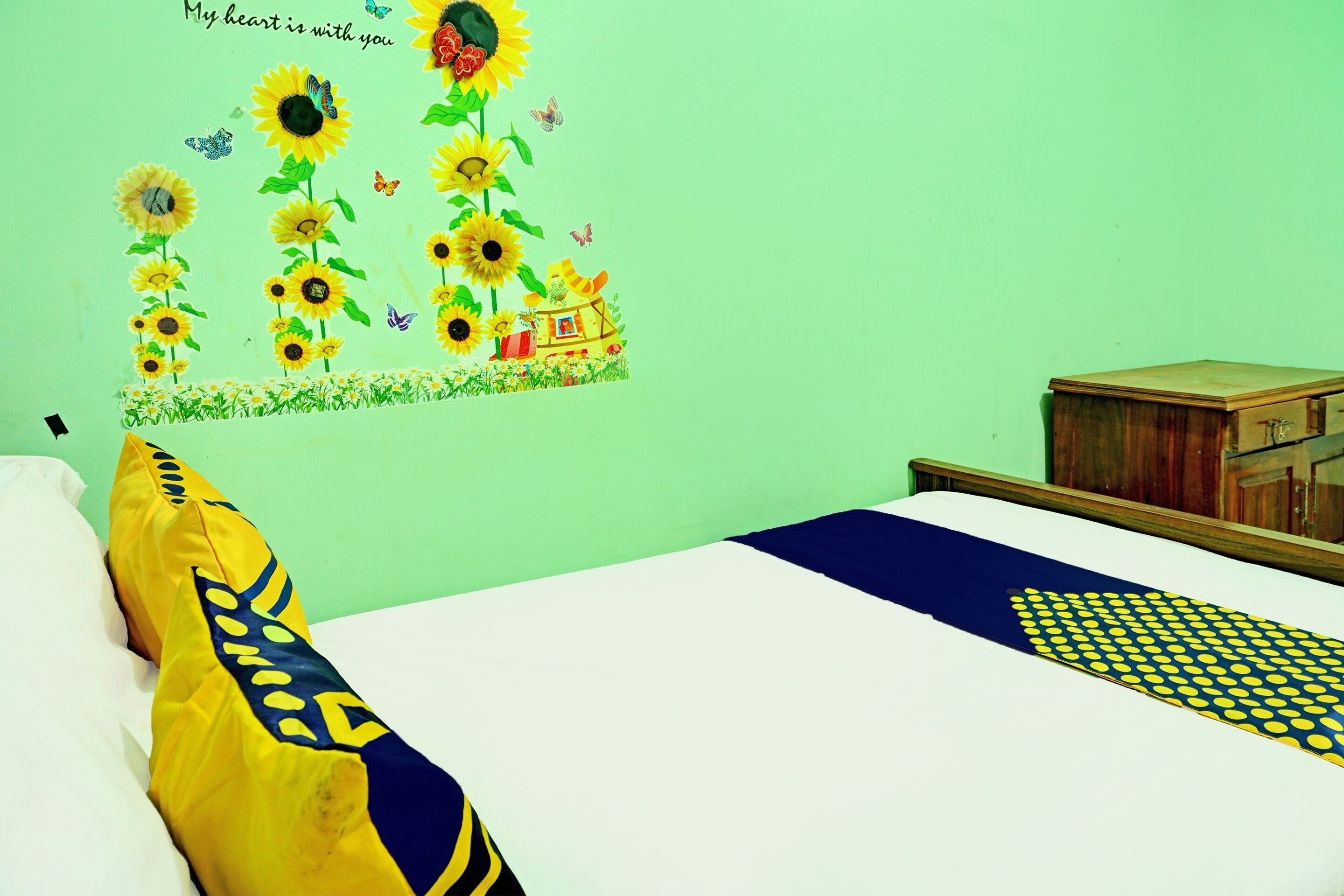 SPOT ON Dhaha Penginapan House Syariah