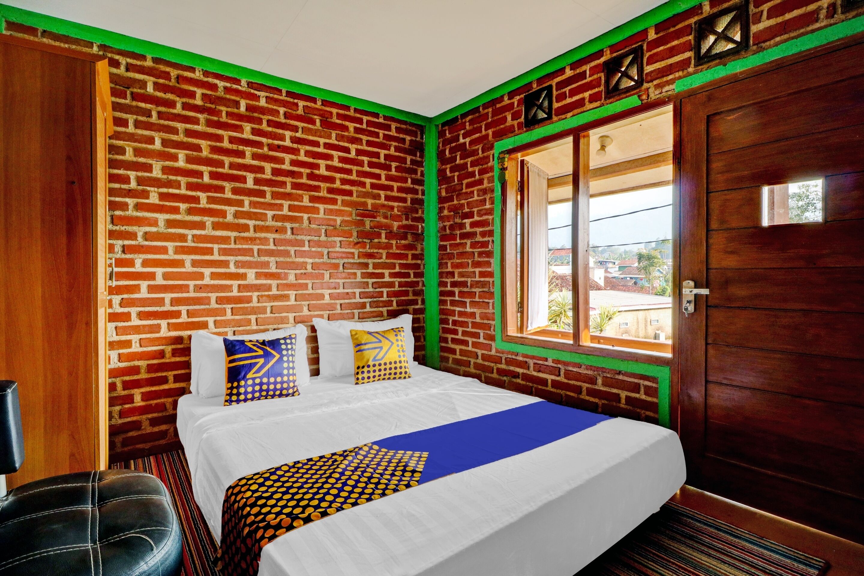 Cibeunying Eco Tourism Homestay Cibodas Maribaya 2 by OYO