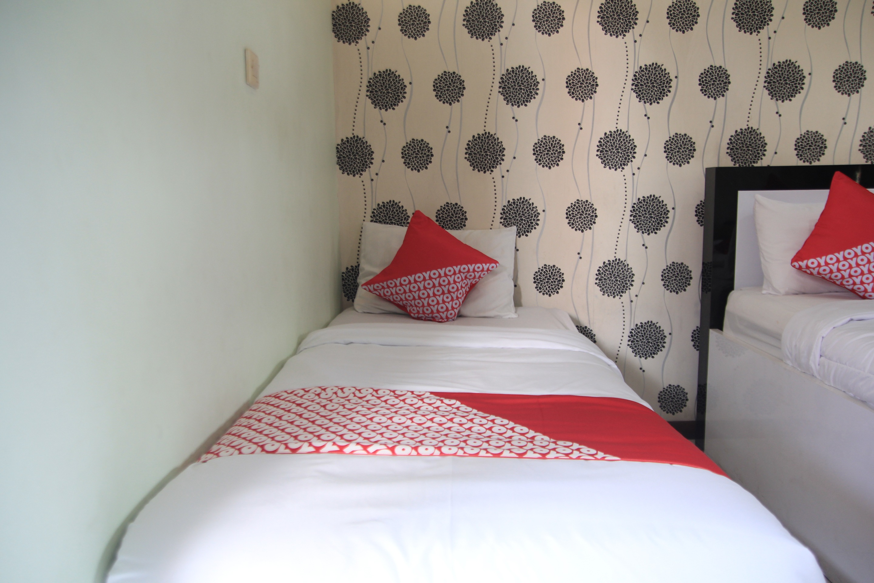 Hotel Hikmat Indah By OYO Rooms