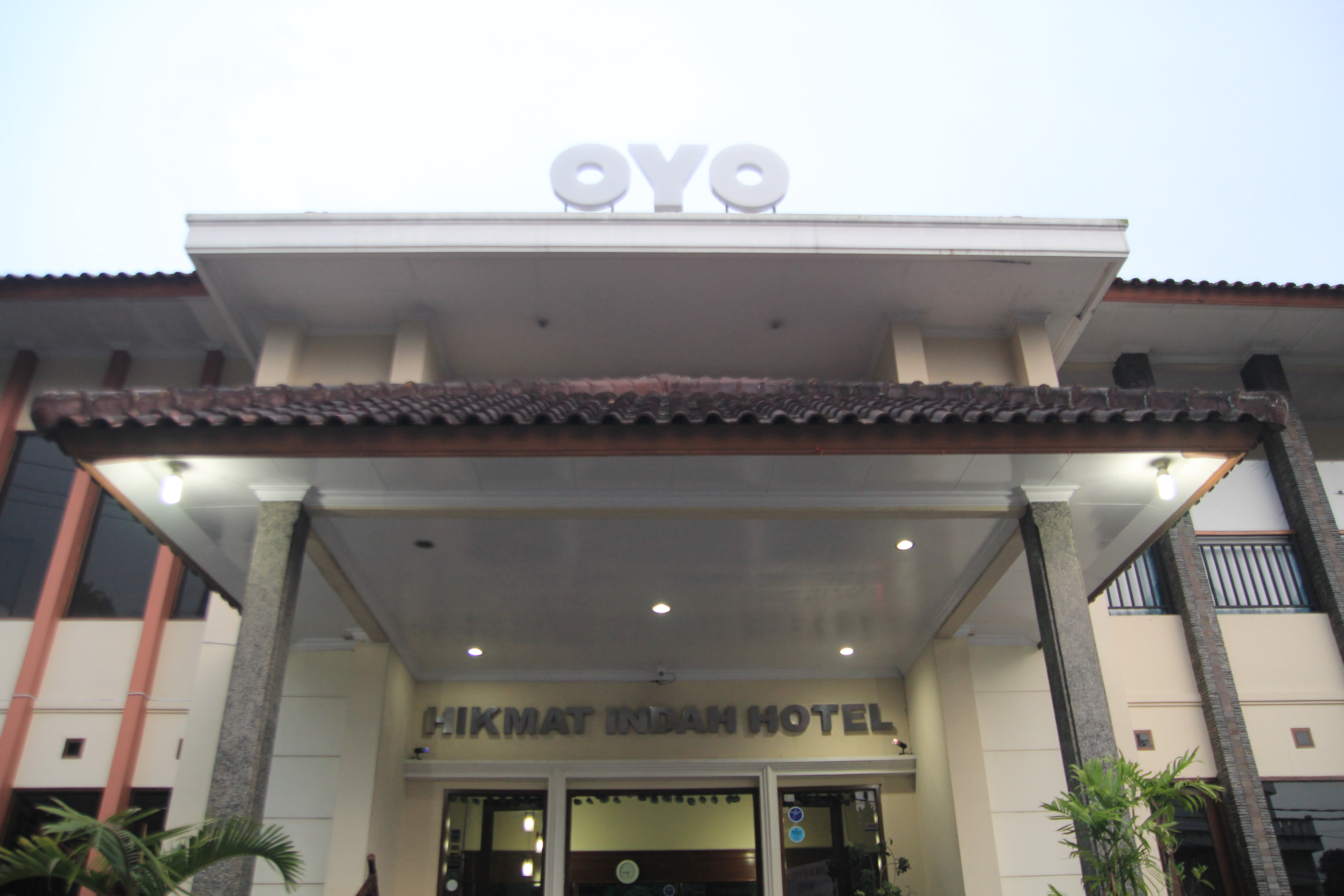 Hotel Hikmat Indah By OYO Rooms