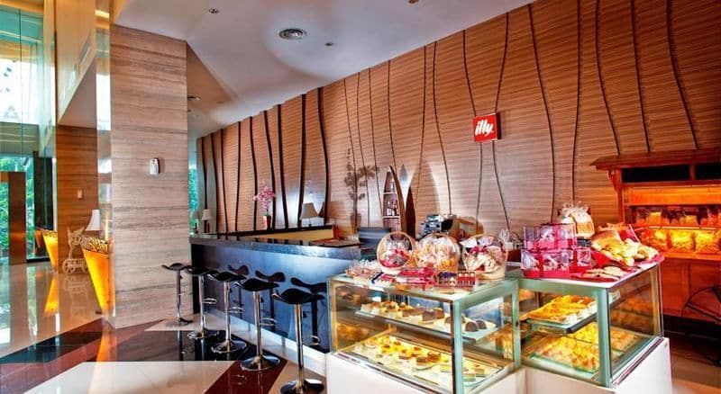 Grand Artos Aerowisata Hotel & Convention