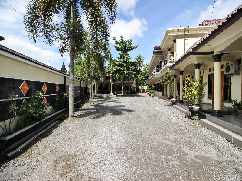 RedDoorz @ Kompleks Candi Borobudur