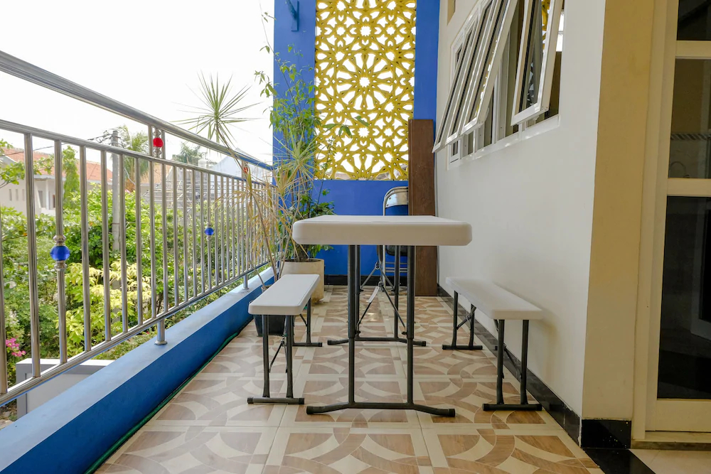 Alif Family Residence by OYO Rooms