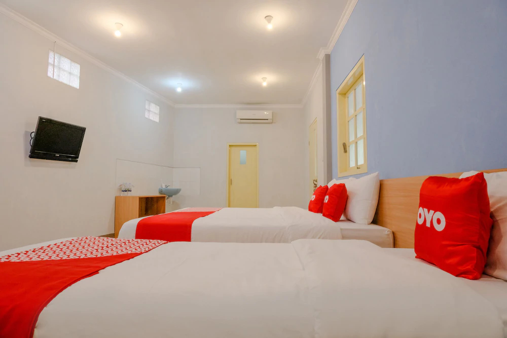 Candi Panggung Family Guest House Syariah by OYO Rooms