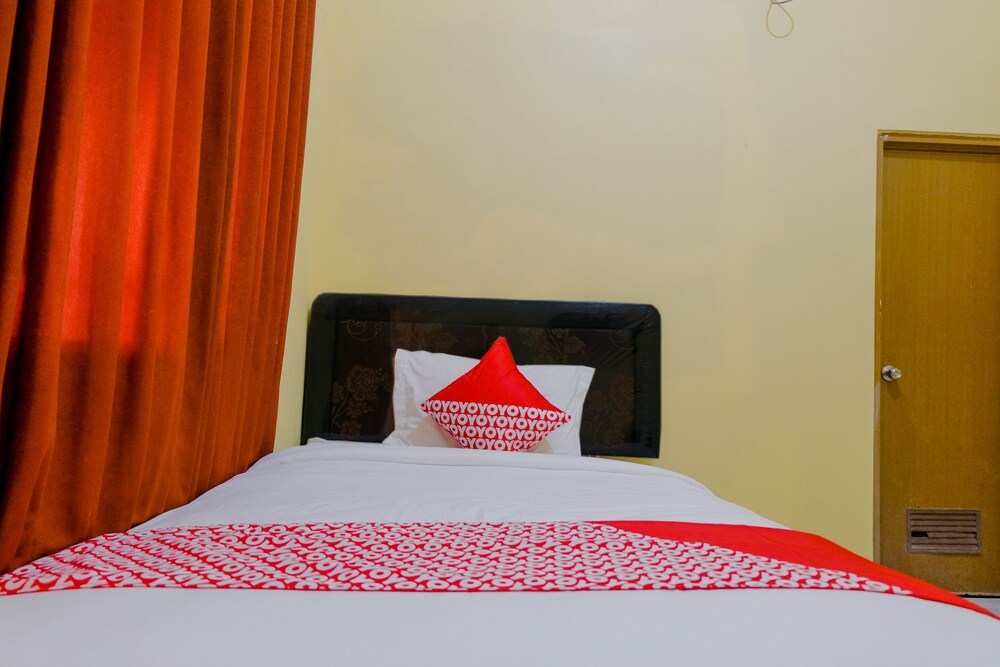 Ciliwung Family Residence by OYO Rooms