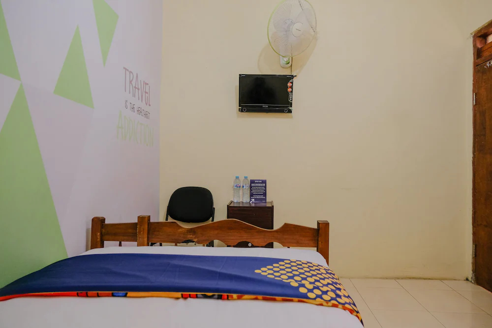 SPOT ON 2368 Dahlia Homestay Family Residence