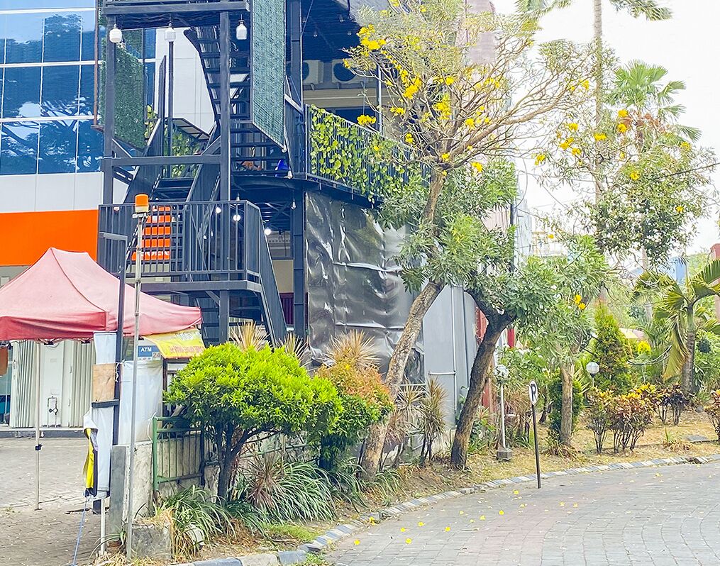 Djuragan Kamar Suhat