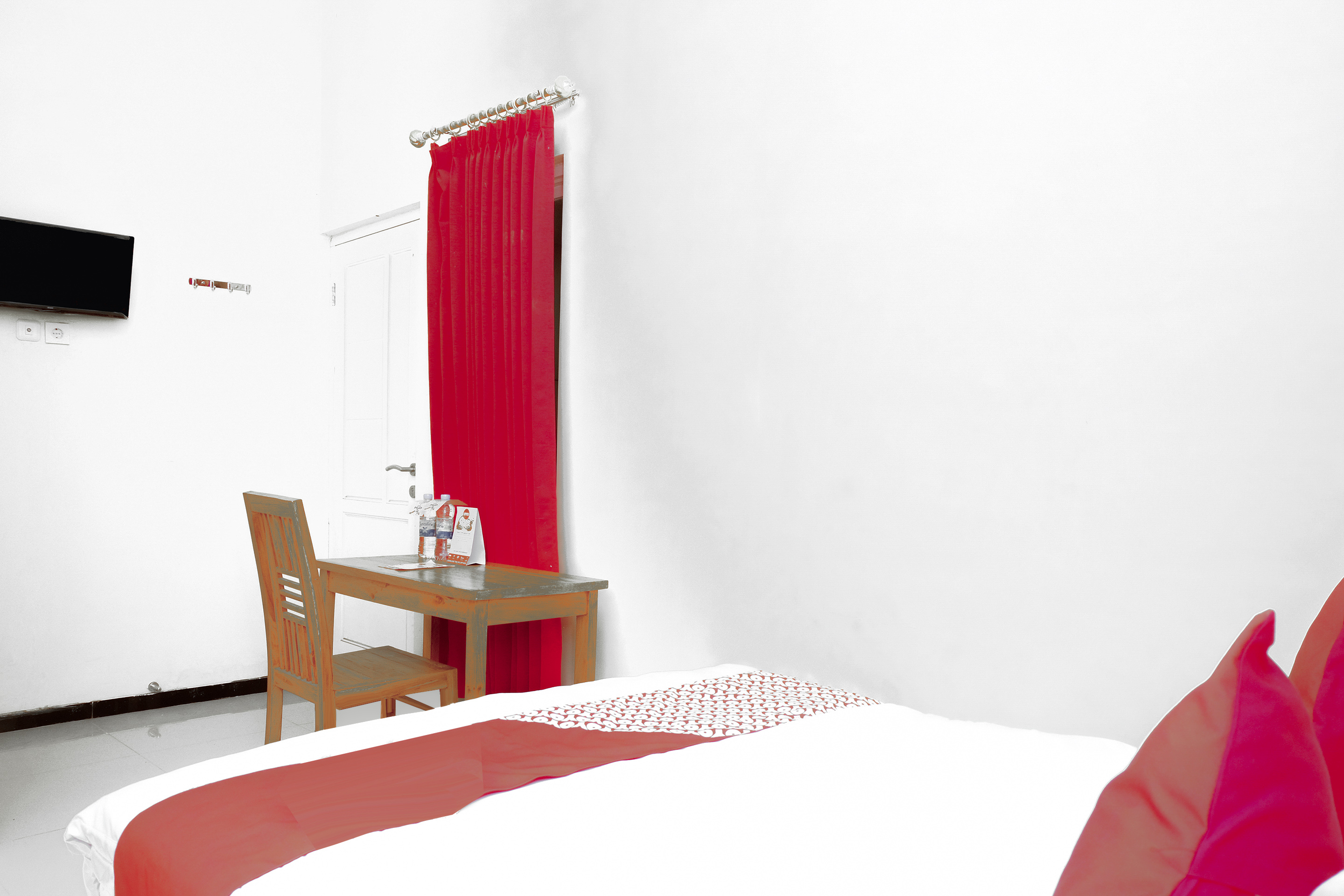 Emas 23 Guest House By OYO Rooms