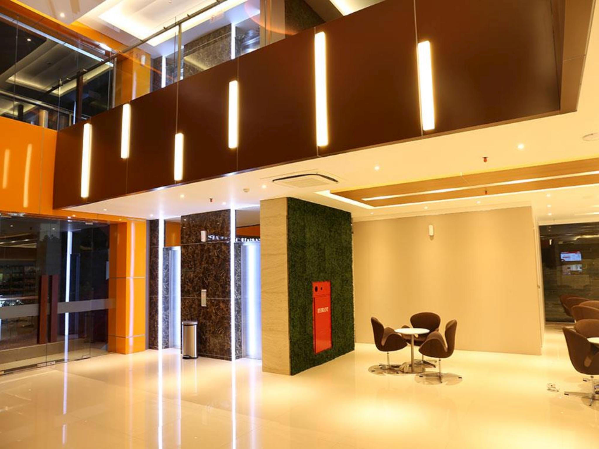 Grand Citihub Hotel Kajoetangan