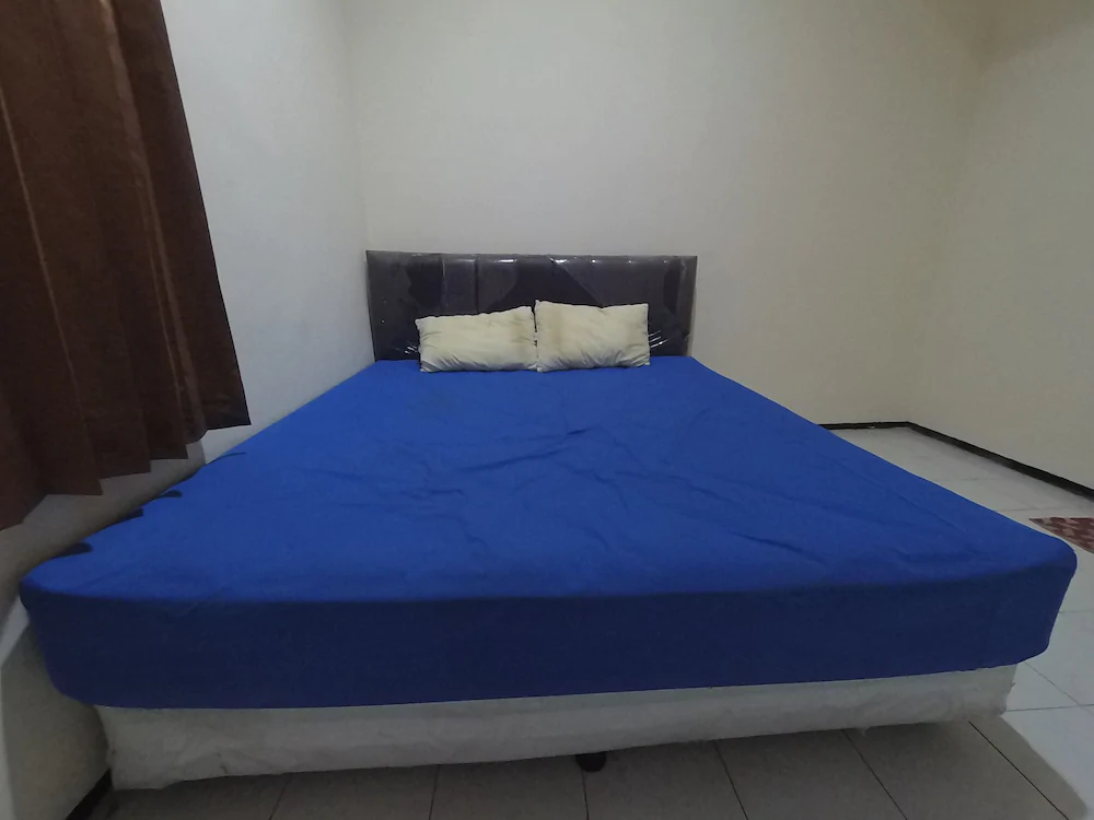 Green House by OYO Rooms