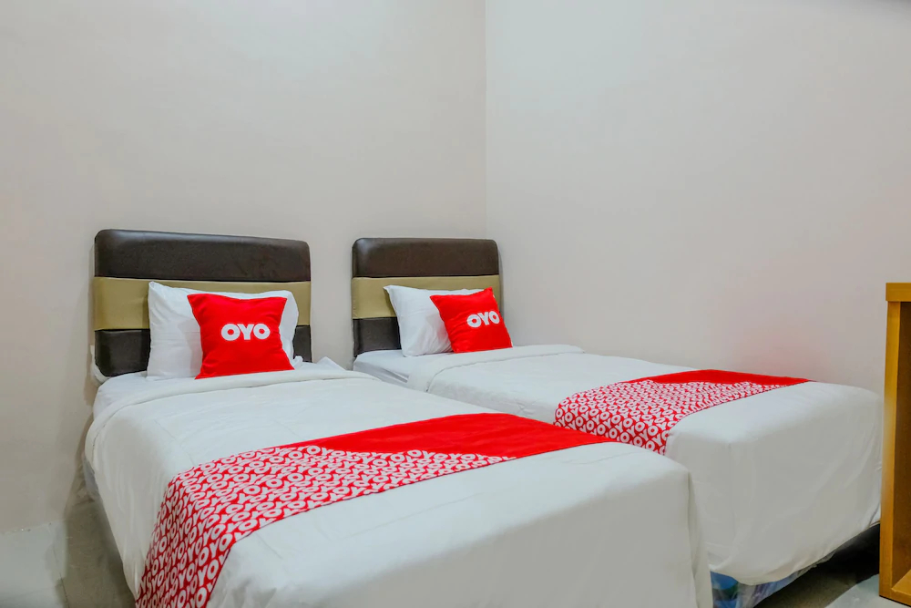 Javas Guest House by OYO Rooms