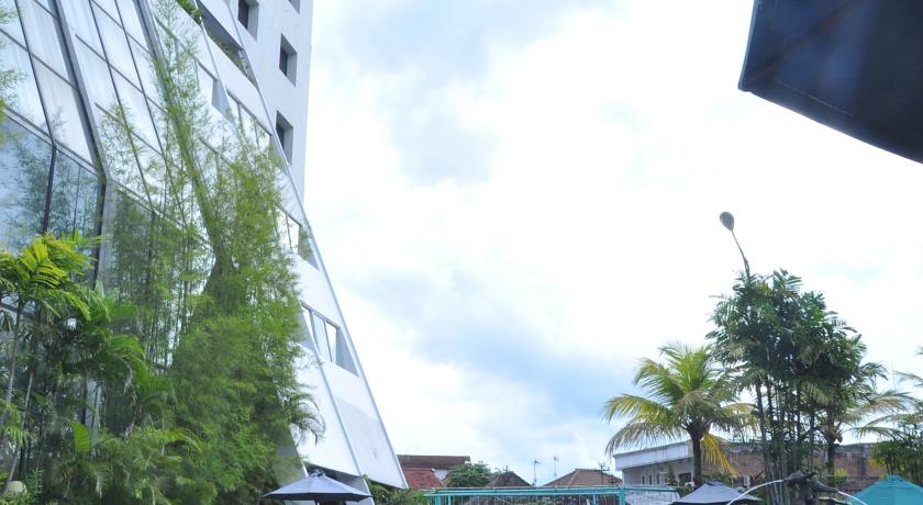 Tychi Hotel