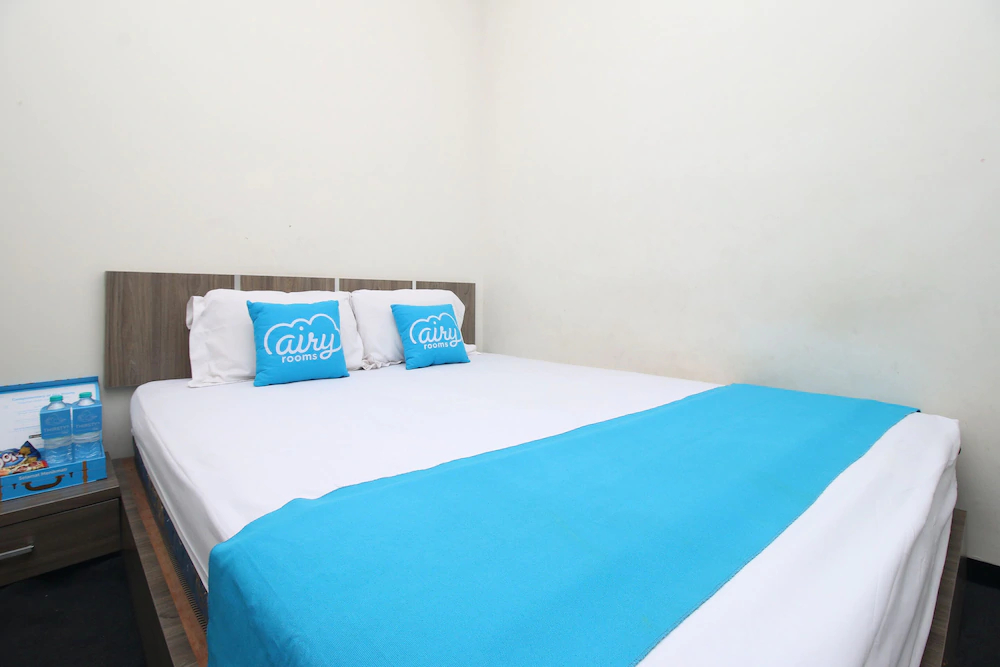 Lumiere Guest House by Airy Rooms