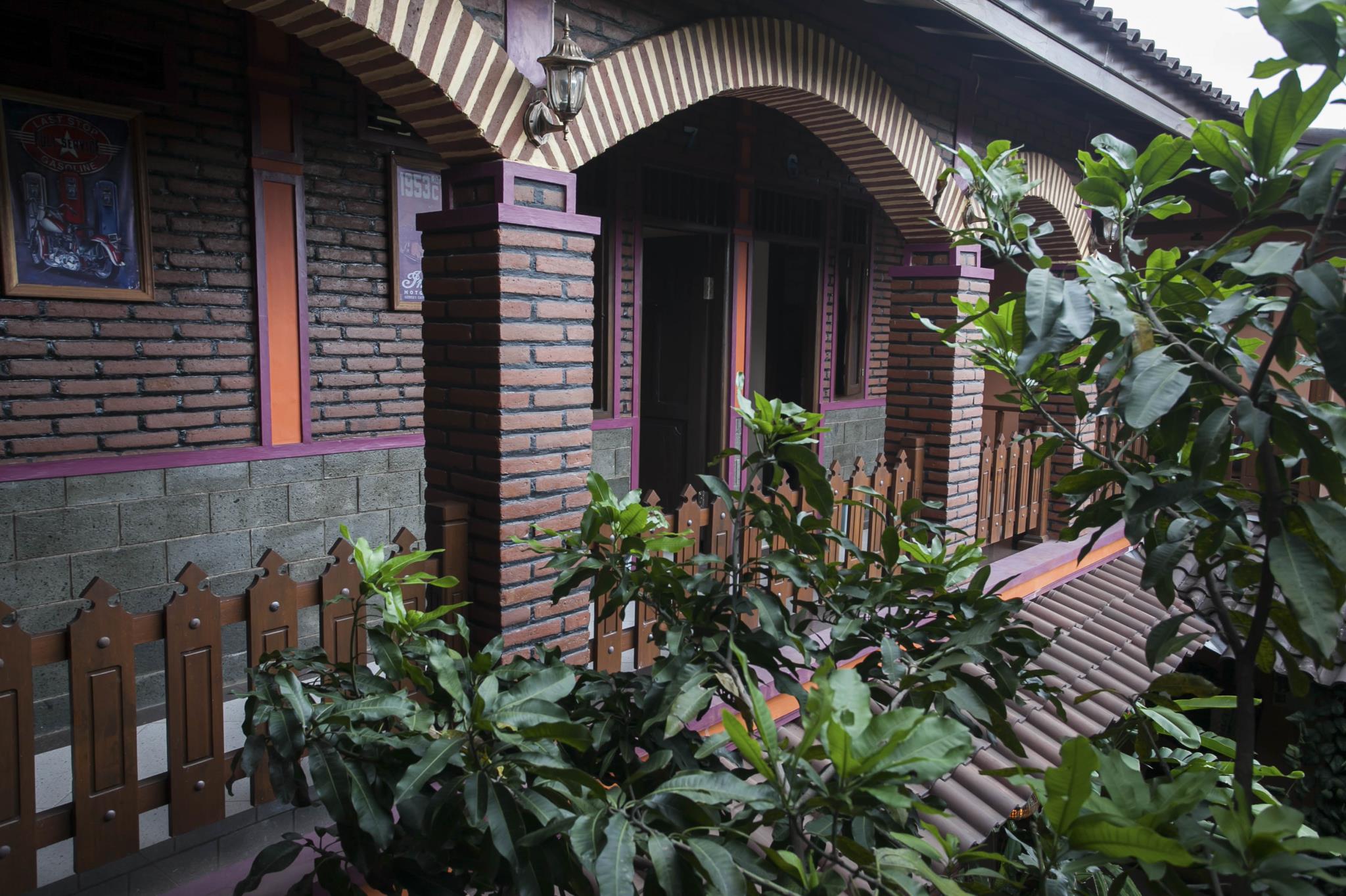 Omah Wetan Homestay