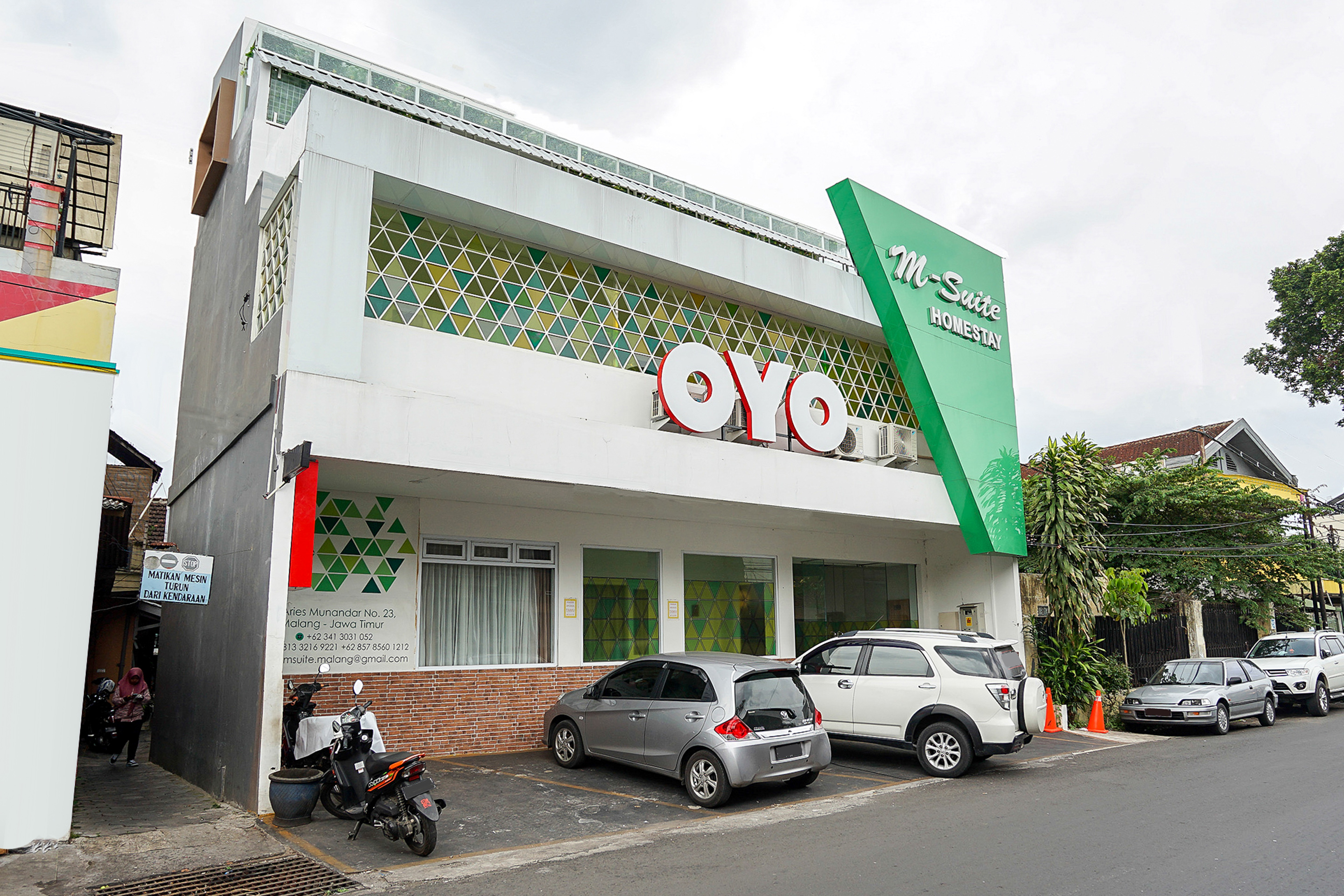 OYO 272 M Suite Homestay