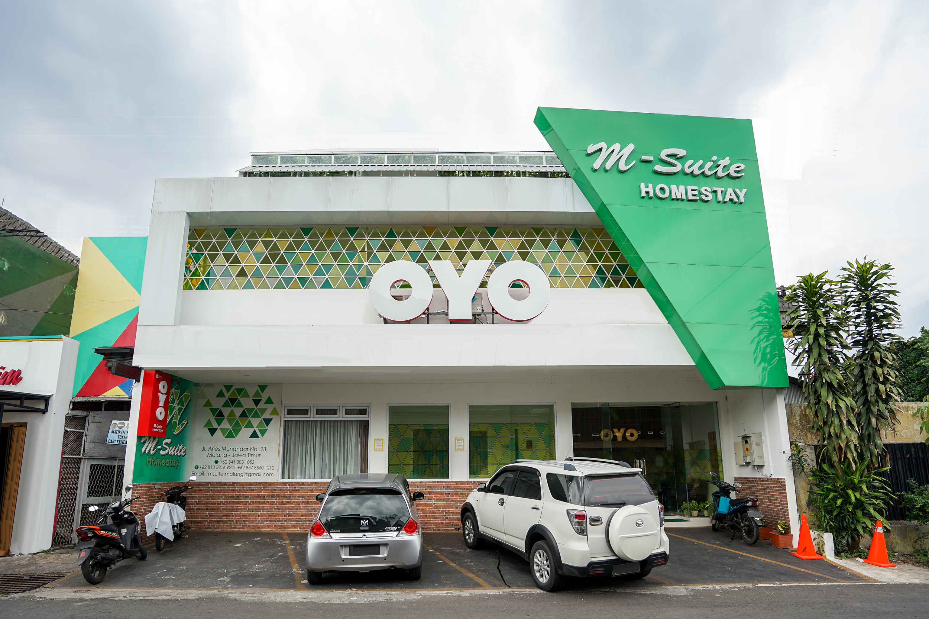 OYO 272 M Suite Homestay