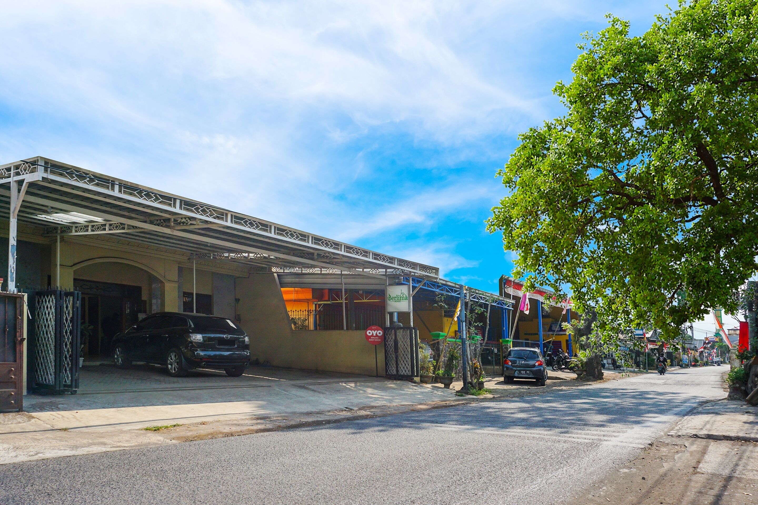 OYO Flagship 90723 Berlima Guest House Syariah