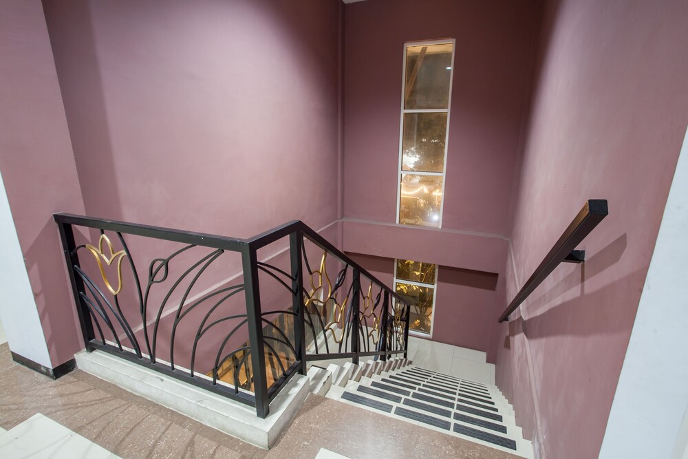 RedDoorz near Taman Rekreasi Sengkaling