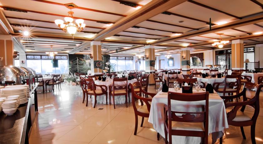 Royal Hotel and Villa Batu