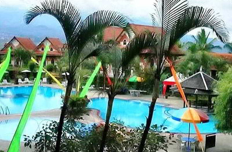 Royal Hotel and Villa Batu