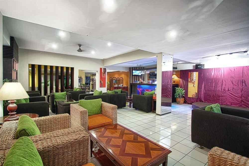 Tuwuh Hotel at Kayutangan