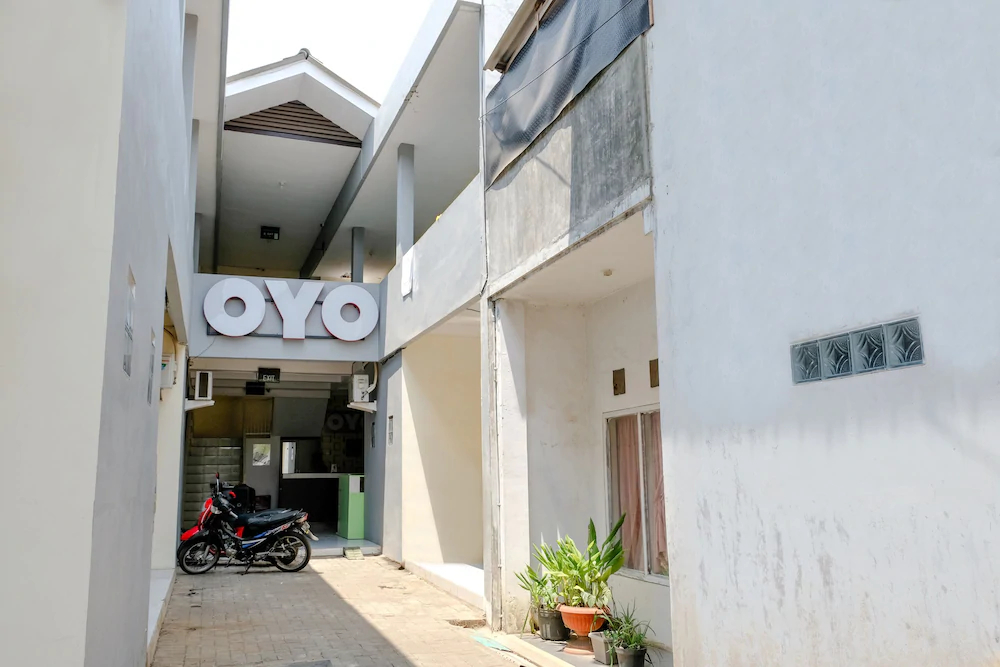 Semampir Residence by OYO Rooms