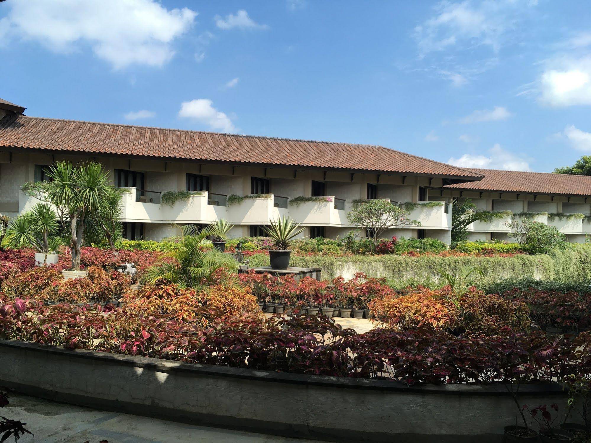 Singhasari Resort