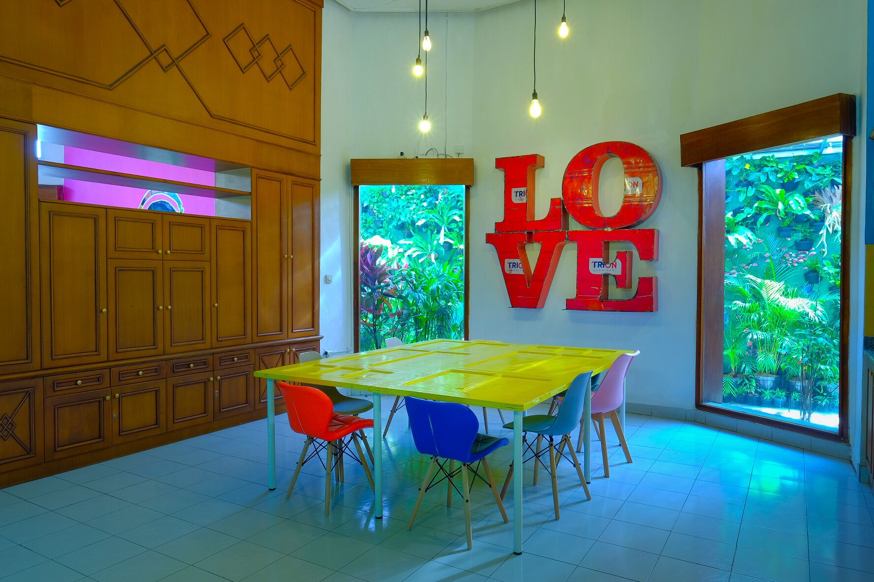 Snooze Hostel Malang