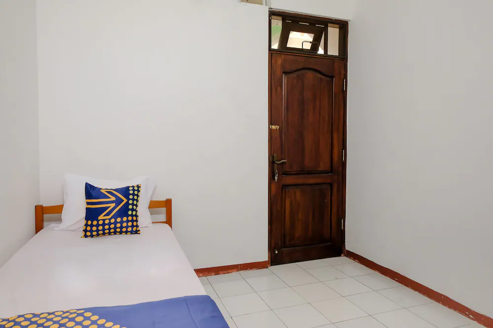 Tiga Sinar Residence by OYO Rooms