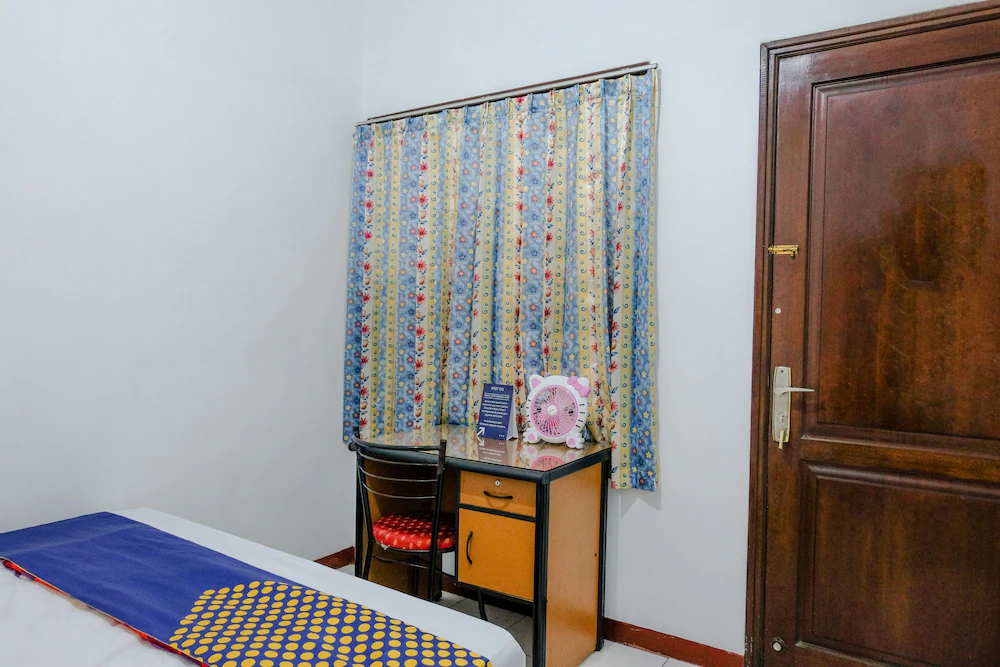 Tiga Sinar Residence by OYO Rooms