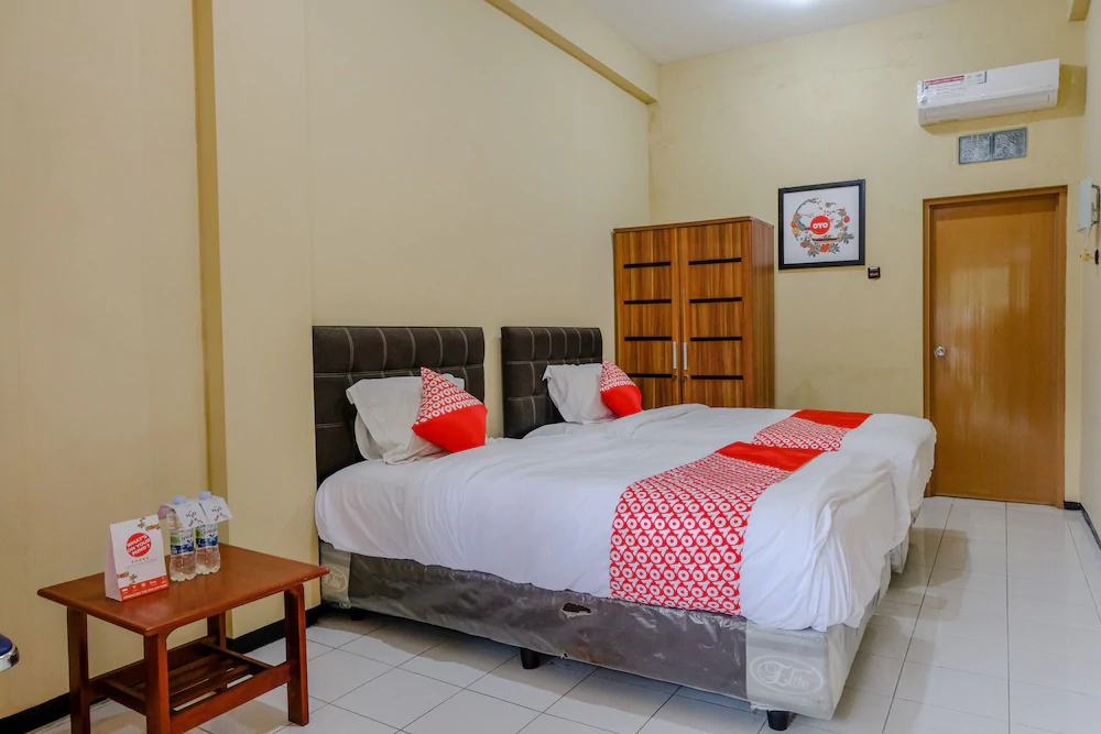 Uniga Malang Family Residence by OYO Rooms