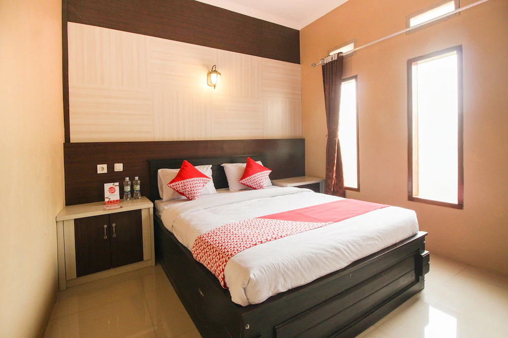 OYO 820 Abad Baru Hotel