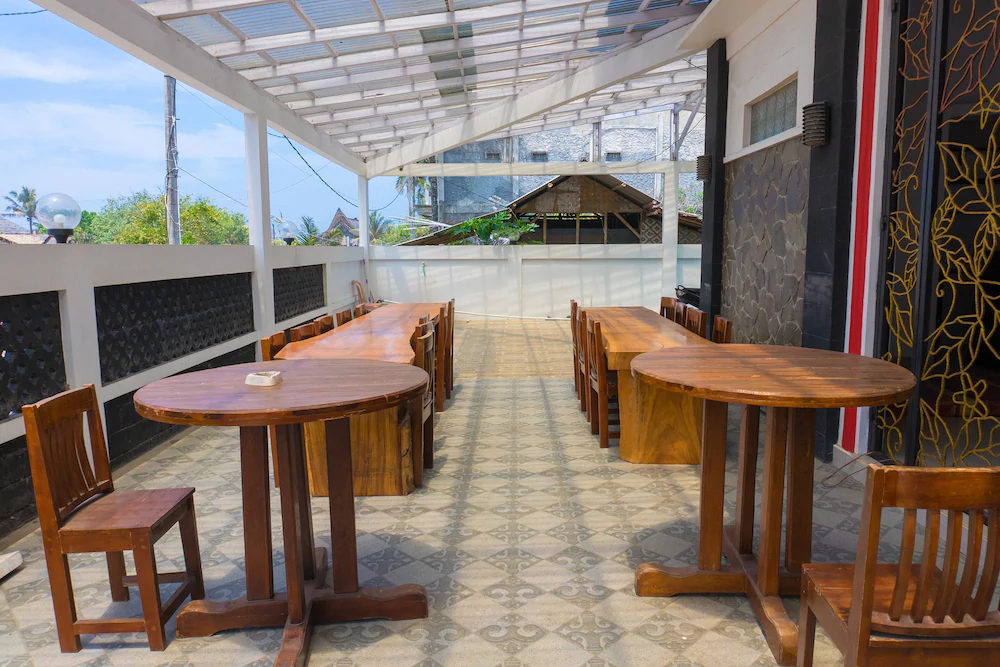 Benson Hotel by OYO Rooms