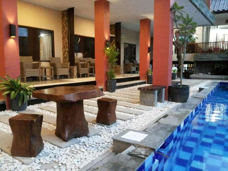 Holiday Beach Inn