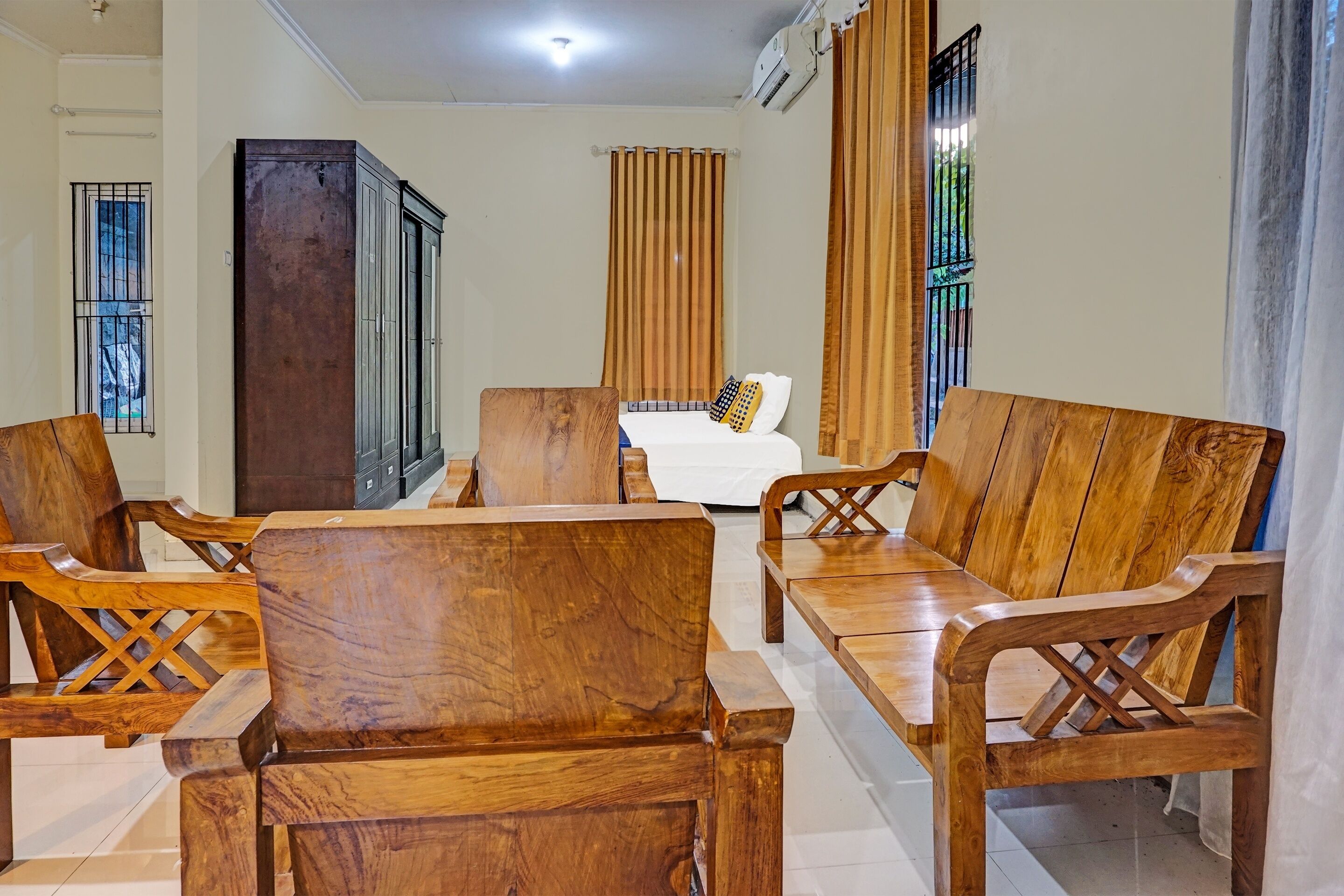 Spot On Alif House Syariah