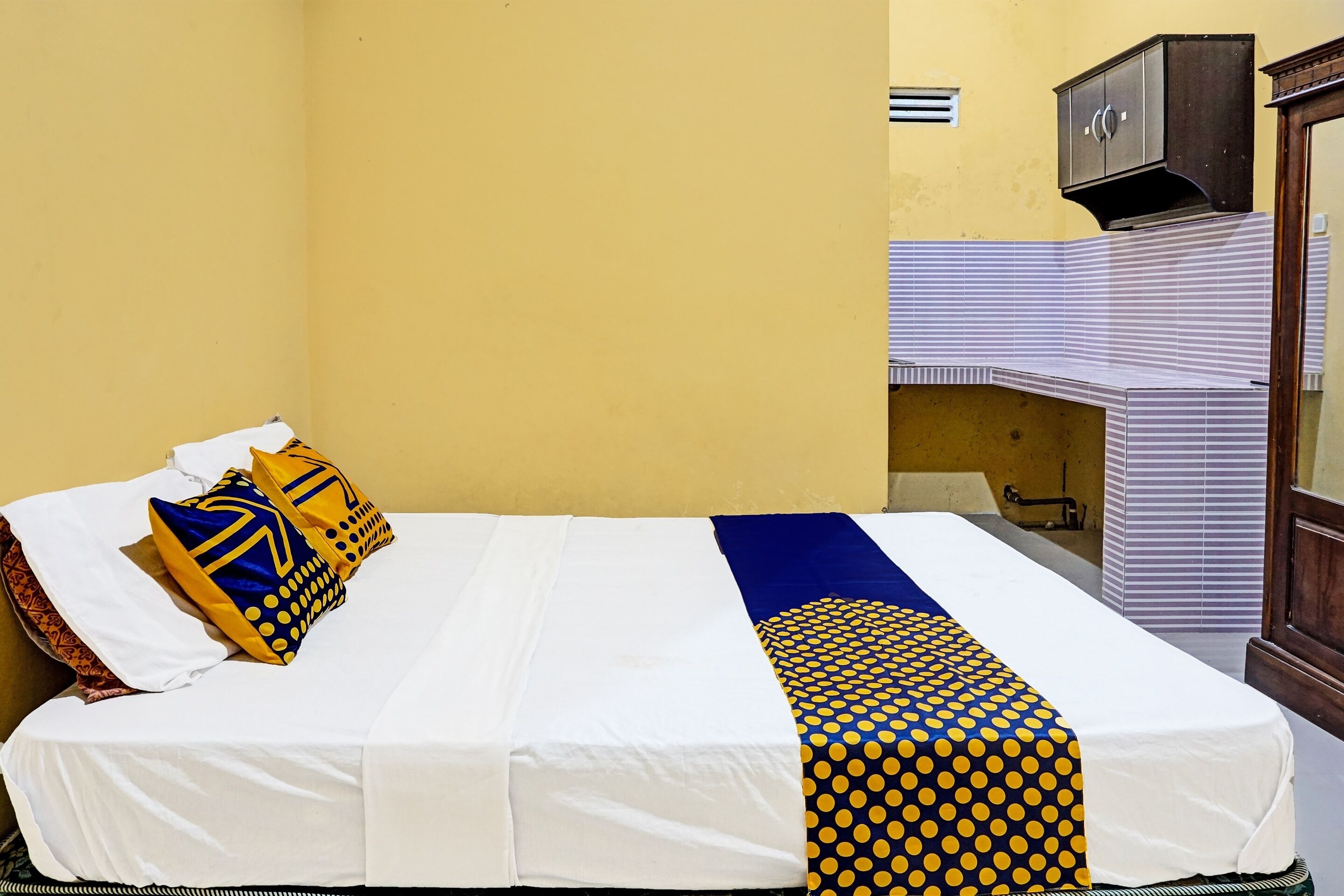 Spot On Alif House Syariah