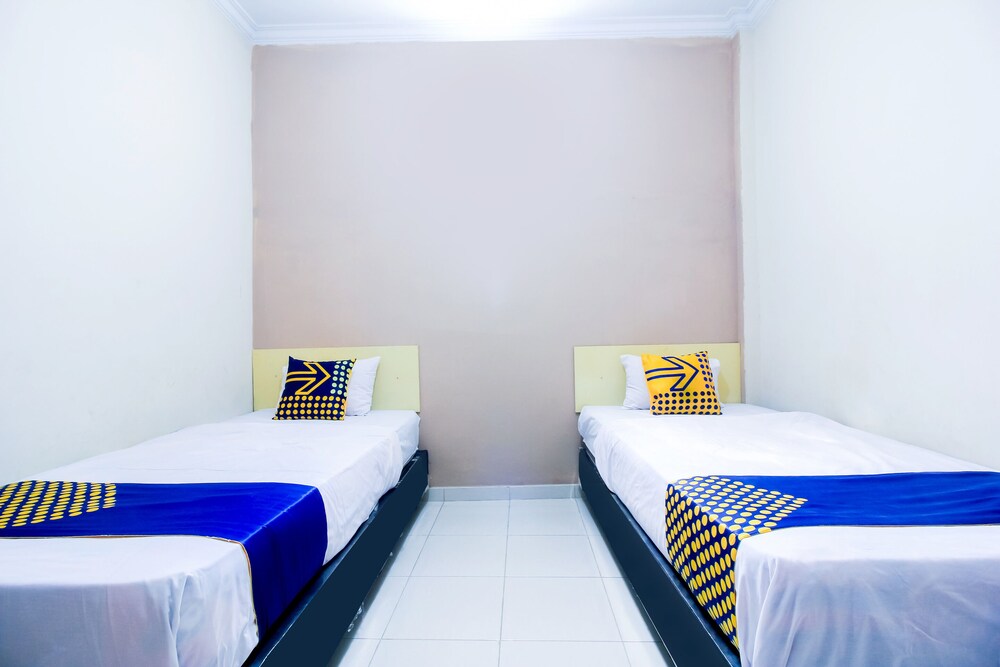 Berkah Homestay Syariah by OYO Rooms