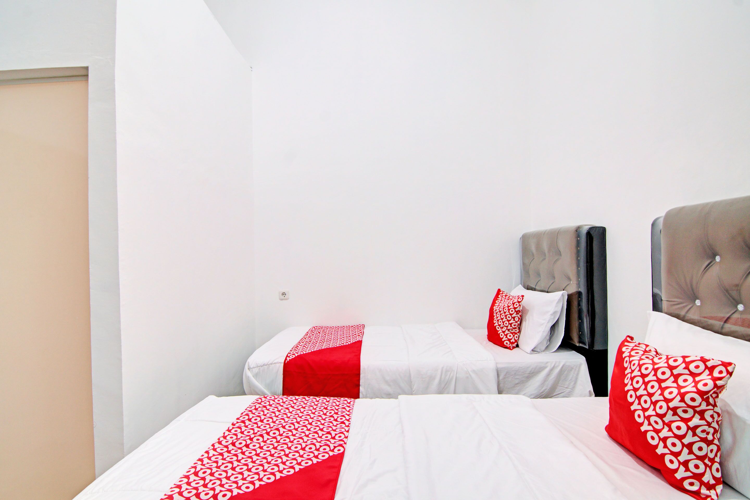 Dekna Homestay Syariah by OYO