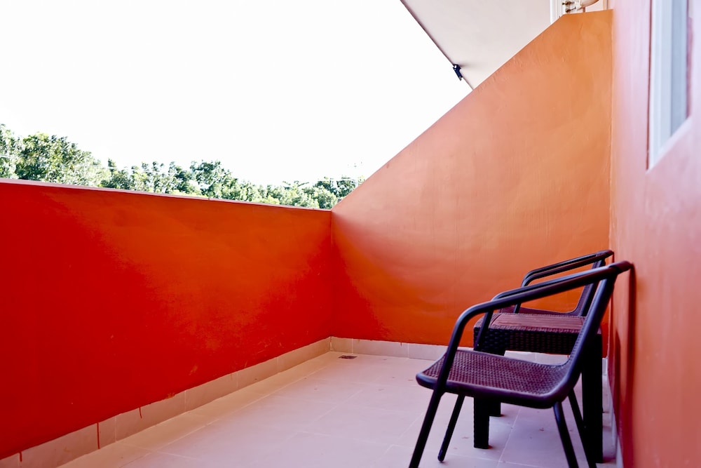 Dna Fun Zone Mbc Hotel Pekanbaru by OYO Rooms